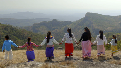 Operation Christmas Child: PRAISE Music Video