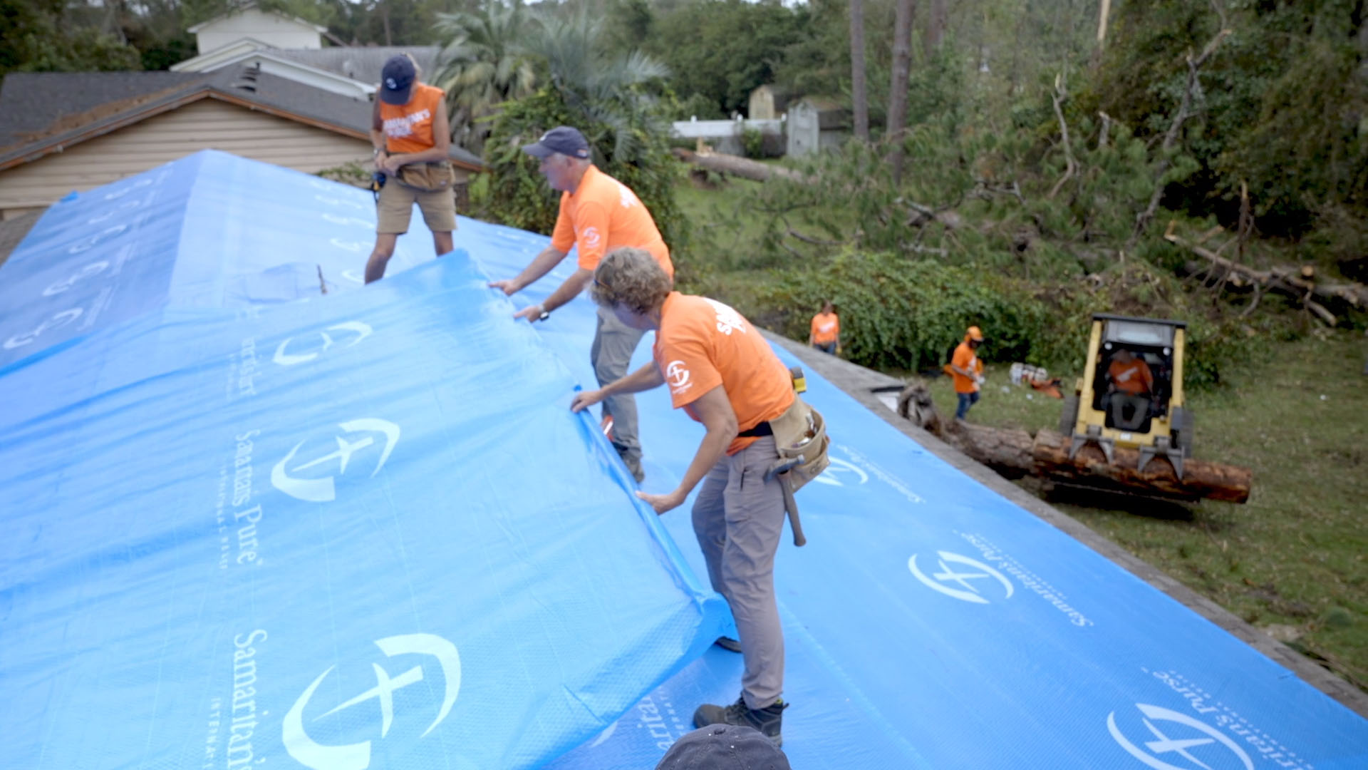 Volunteers Remove Widespread Hurricane Helene Damage in Valdosta